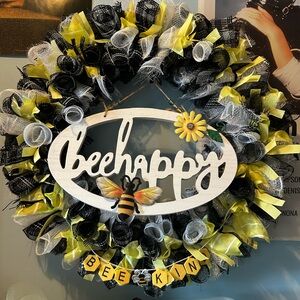 Bee Happy Wreath with Yellow and Black Accents
